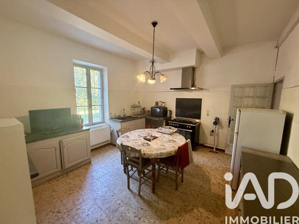 Maison à vendre 9 pièces 207 m² Velleron