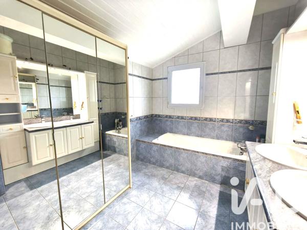 Maison à vendre 5 pièces 139 m² Cestas