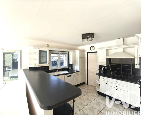 Maison à vendre 5 pièces 139 m² Cestas