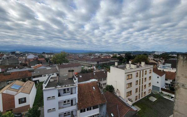 Appartement à vendre    1 pièce • 15 m2 Pau