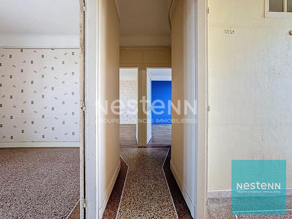 Appartement 4 pièces à vendre avec un balcon et un jardinet à Montereau Fault Yonne