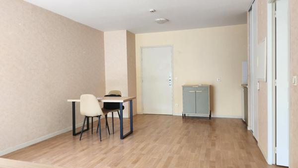 Appartement 2 pièces – 44 m² environ à Carquefou (ref : 1805T)