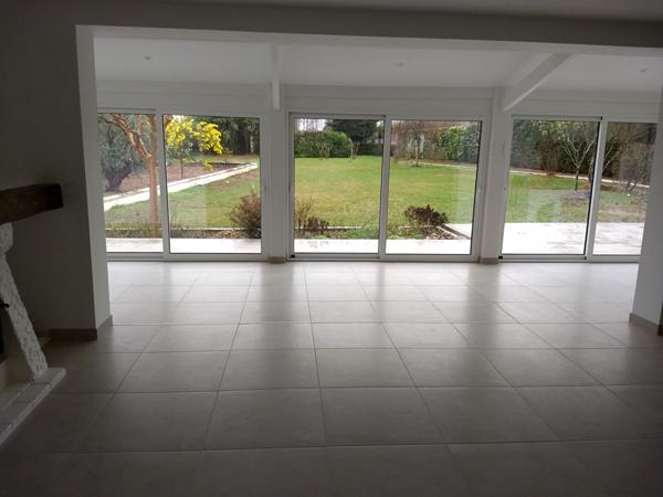 33450 SAINT-LOUBES - Maison de plain-pied de 4 chambres avec jardin à louer