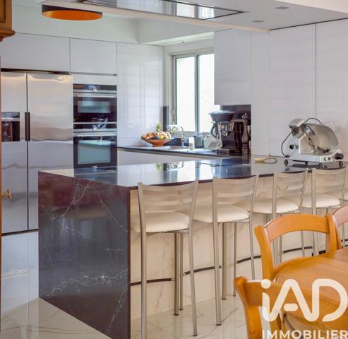 Appartement à vendre 5 pièces 135 m² Compiègne