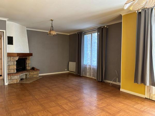 Maison centre bourg de Bouère 4 pièce(s) 100 m2