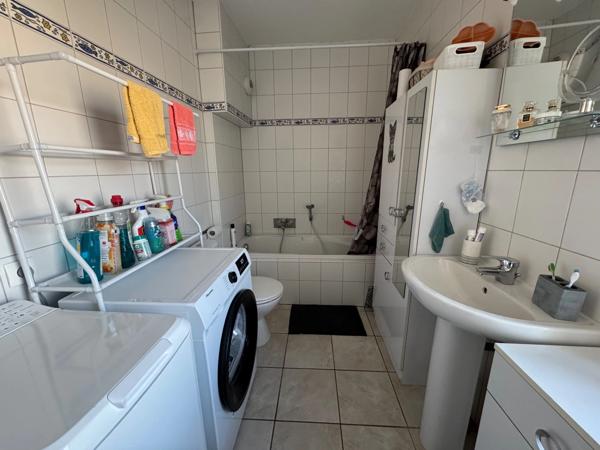 Immeuble à vendre BETTANGE sur terrain de 11,53 ares avec grange