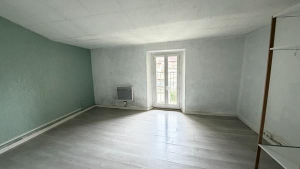 Gardanne centre ville - Appartement 2 pièces d'une surface de 30 m2.