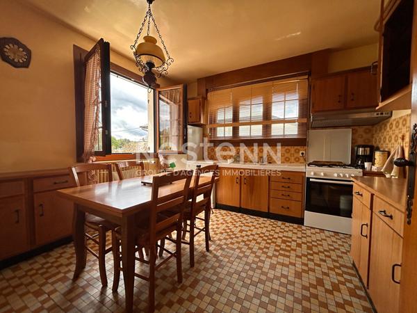 Maison * 6 Pièces * 180 M² * 19200 Ussel * 209000 €