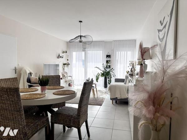 ST HERBLAIN BOURG - 2 CHAMBRES - TERRASSE - ASCENSEUR - PARKING