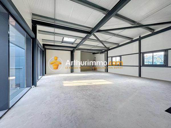 Location Local commercial 417 m2 à Bourgoin-Jallieu