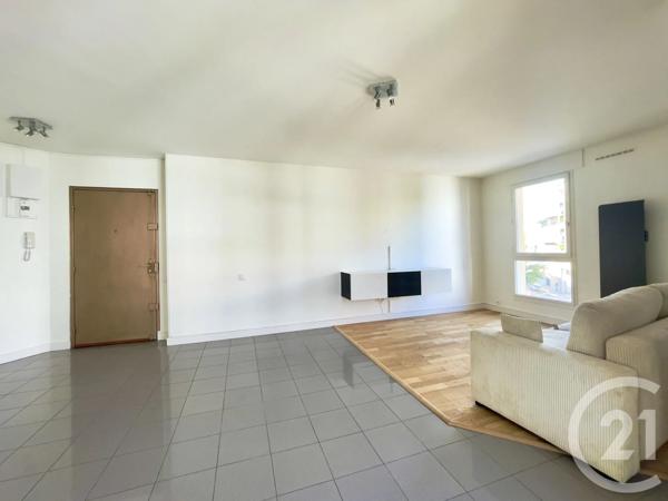 Appartement T3 à vendre  3 pièces - 78 m 2   VILLEURBANNE  - 69