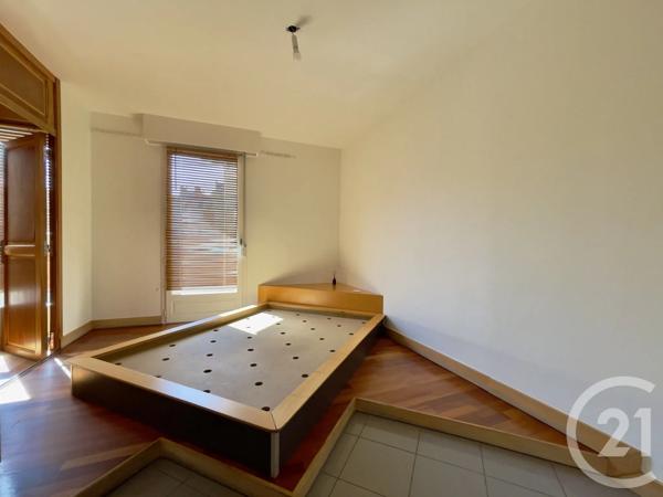 Appartement T3 à vendre  3 pièces - 78 m 2   VILLEURBANNE  - 69