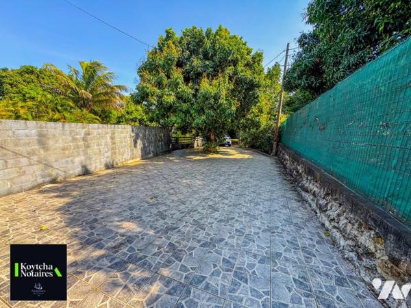 SAINT-PIERRE Maison de 180m² de plain-pied T5/6