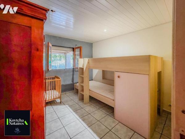 SAINT-PIERRE Maison de 180m² de plain-pied T5/6