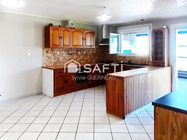 Maison rénovée 136 m2 +piscine + garage sur 1500m2