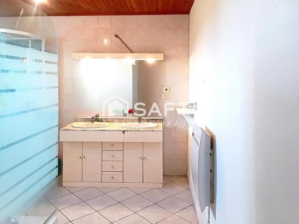 Maison rénovée 136 m2 +piscine + garage sur 1500m2