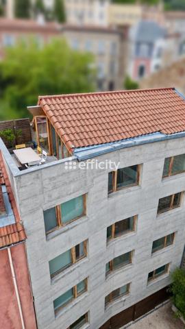 Maison
         7 pièces
        - 170 m² 329 000 € *