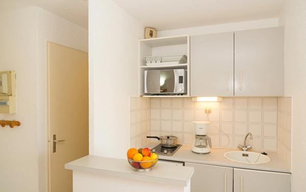 APPARTEMENT MEUBLÉ AVEC CABINE FERMÉE – LOGGIA 10M² – PISCINE & PARKING – LE CAP D'AGDE