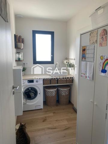 Maison contemporaine de plain-pied – 3 chambres et garage