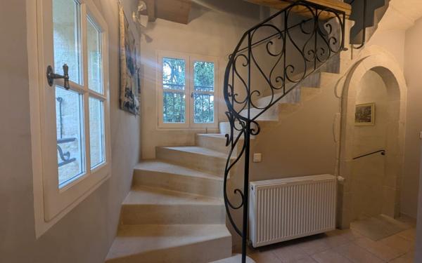 Maison à louer    3 pièces •  Uzès