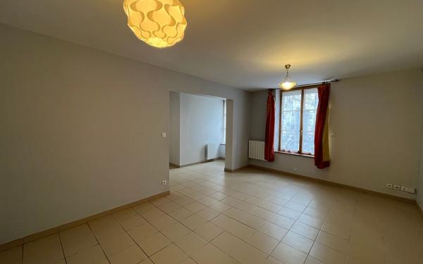 Appartement à louer    1 pièce •  Charly-sur-Marne