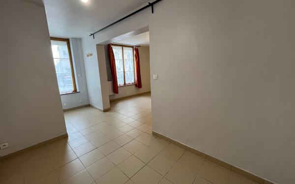 Appartement à louer    1 pièce •  Charly-sur-Marne