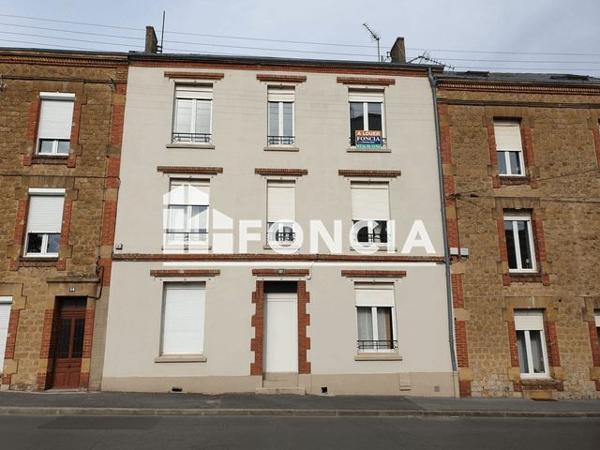 Location Appartement 4 pièces 73.6 m² - 50-52 RUE DU FOND DE SANTE Charleville Mezieres 08000