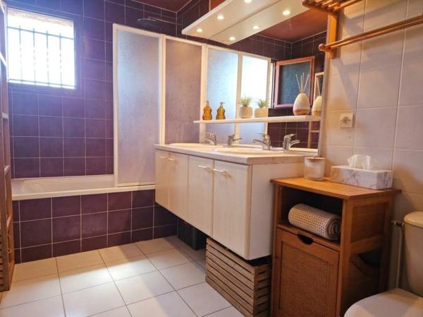 Maison à vendre 5 pièces CHASSIEU (69)