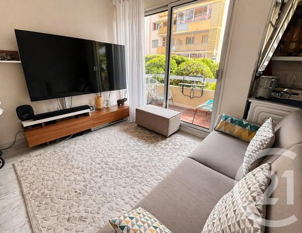 Appartement à vendre  2 pièces - 54,17 m 2   MENTON  - 06