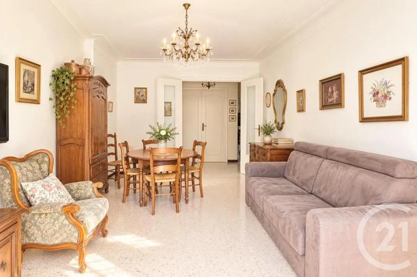 Appartement à vendre  2 pièces - 54,17 m 2   MENTON  - 06
