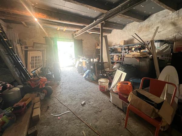 Montbazin (34560) RARE ET RECHERCHÉ ! Maison Vigneronne authentique à rénover - Montbazin