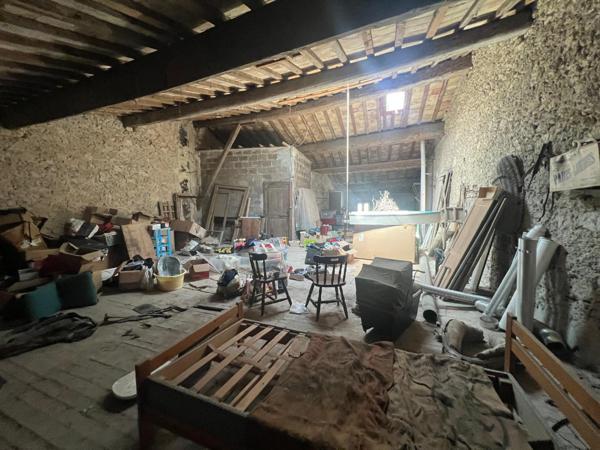 Montbazin (34560) RARE ET RECHERCHÉ ! Maison Vigneronne authentique à rénover - Montbazin