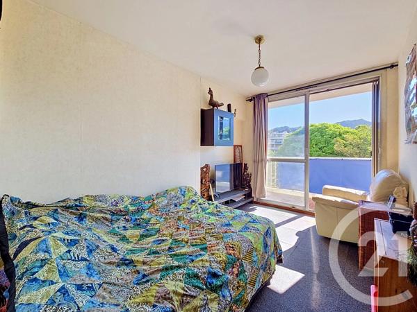 Appartement T3 à vendre  3 pièces - 69,21 m 2   MARSEILLE  - 13009