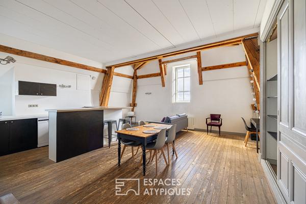 Duplex de caractère dans une bâtisse ancienne