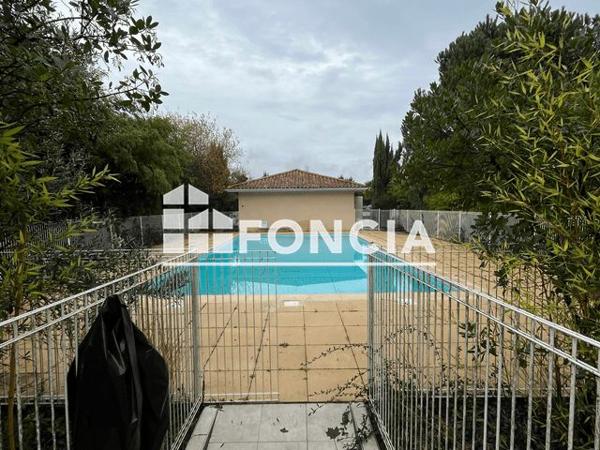 Location Appartement 2 pièces 37.5 m² - 1/25 RUE DES SICAUDS Saint Michel 16470