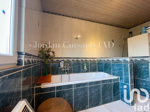 Maison 4 pièces de 120 m² à Ille-sur-Têt (66130)