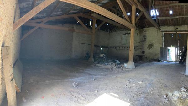 Grande grange à aménager