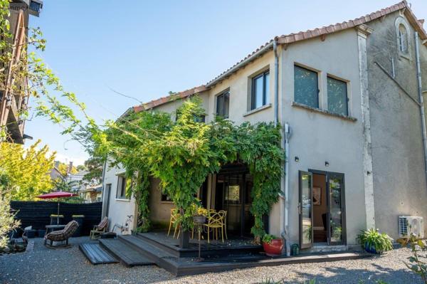 Maison à vendre à Ribérac en Dordogne (24600), ref : 077/1551