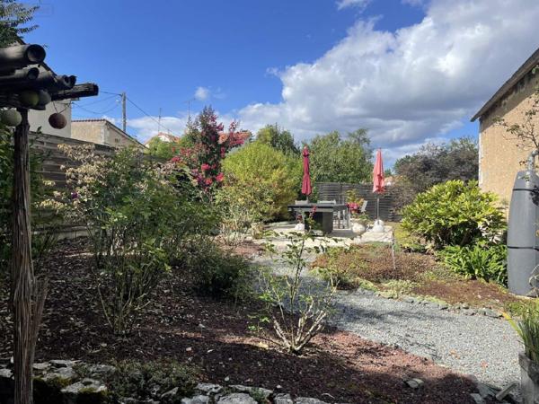 Maison à vendre à Ribérac en Dordogne (24600), ref : 077/1551