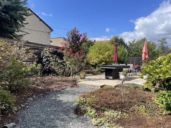 Maison à vendre à Ribérac en Dordogne (24600), ref : 077/1551