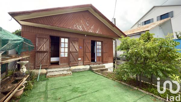 Maison 4 pièces de 84 m² à Saint-Louis (97421)