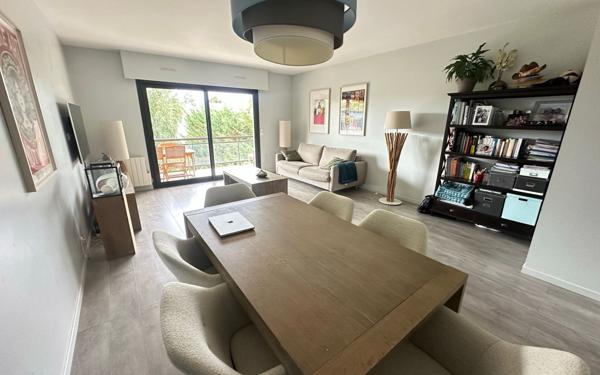 Appartement à vendre    3 pièces • 67,25 m2 La Varenne - Saint-Maur-des-Fossés
