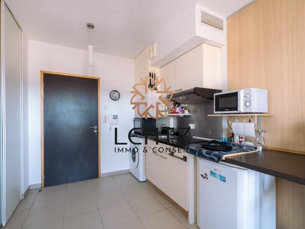 Forum, appartement de 28m2 avec balcon et vue dégagée