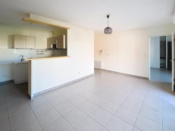 T2 avec terrasse et box fermé en sous sol