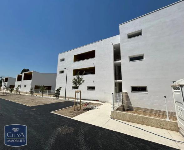 Appartement à louer 3 pièces 61.7m² Avignon (84000)