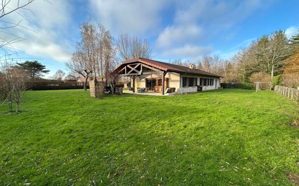 Maison à vendre    4 pièces • 121 m2 Viriat