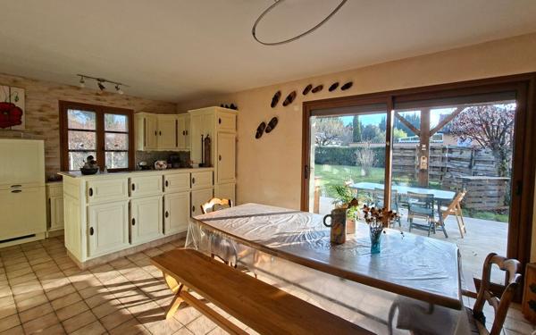 Maison à vendre    4 pièces • 121 m2 Viriat