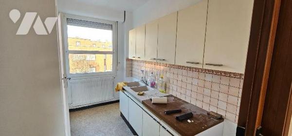 DUNKERQUE
Proximité centre
Bel Appartement T4 lumineux au 2ème étage d'une copropriété bien t...