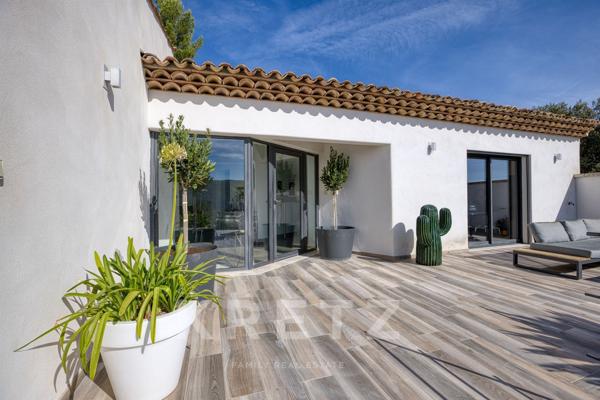 Maison d'architecte de 413 m2 avec vue panoramique