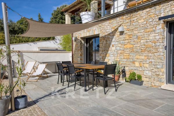 Maison d'architecte de 413 m2 avec vue panoramique